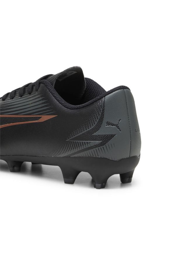 Puma - Młodzieżowe buty piłkarskie ULTRA PLAY FG/AG PUMA Black Copper Rose Metallic. Kolor: wielokolorowy, czarny, brązowy. Sport: piłka nożna