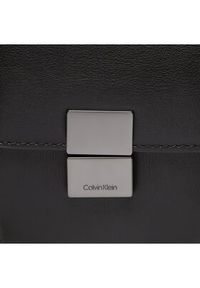 Calvin Klein Saszetka Iconic Hardware Cube Reporter S K50K510246 Czarny. Kolor: czarny. Materiał: skóra