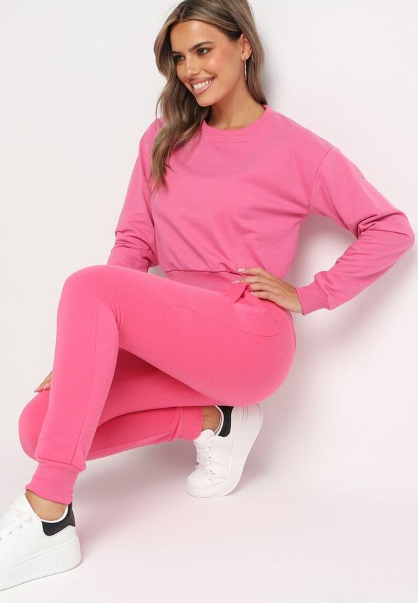 Born2be - Fuksjowe Spodnie Dresowe z Gumką w Pasie i Polarem Persayus. Kolor: różowy. Materiał: dresówka, polar. Sezon: jesień, zima