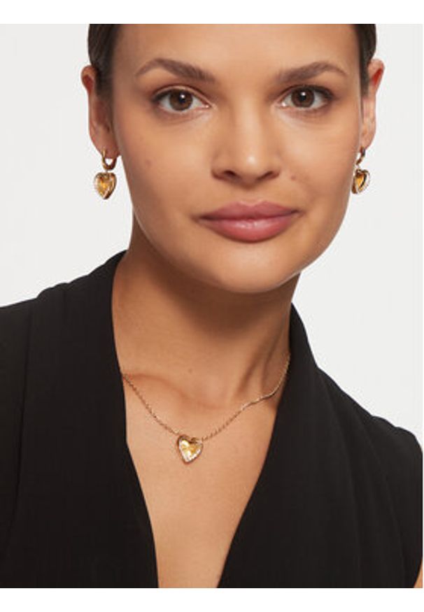 Guess Kolczyki JUBE0460 8JW Złoty. Materiał: metalowe. Kolor: złoty