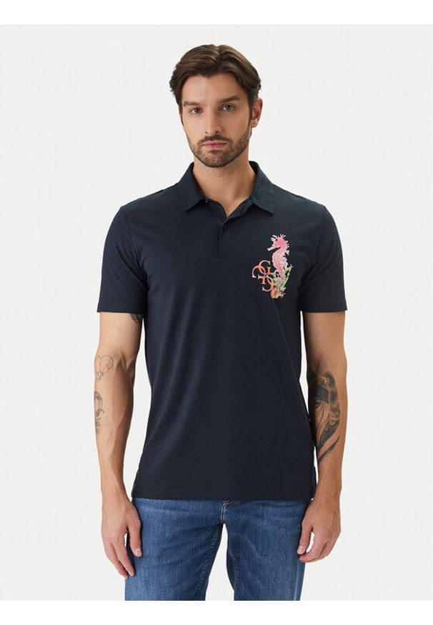 Guess Polo F6GP01 K8FQ4 Granatowy Regular Fit. Typ kołnierza: polo. Kolor: niebieski. Materiał: bawełna