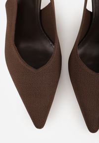 Born2be - Brązowe Sandały na Szpilce Ozdobione Plecionką Callaxie. Okazja: na co dzień. Zapięcie: sprzączka. Kolor: brązowy. Materiał: jeans. Wzór: aplikacja. Sezon: lato. Obcas: na szpilce. Styl: casual, elegancki, klasyczny, wizytowy #8