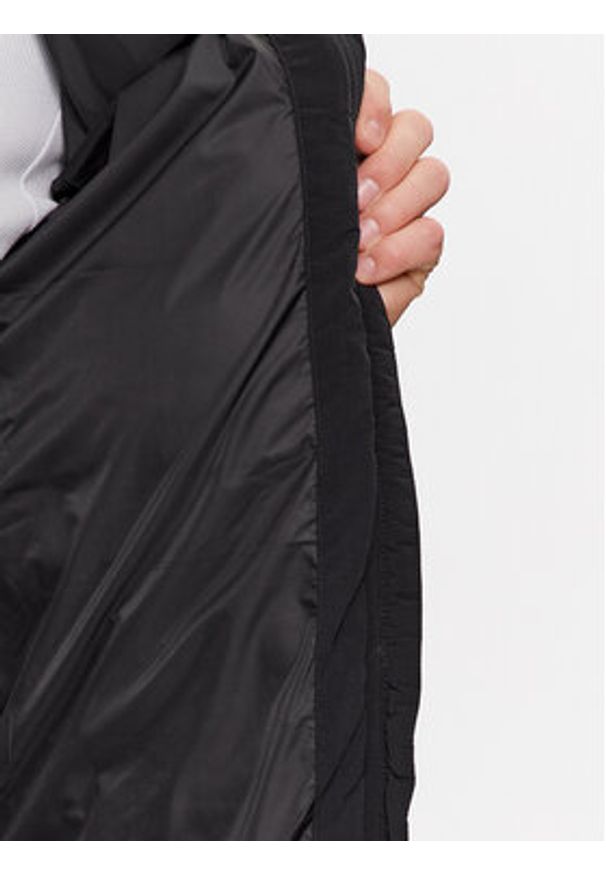 Ellesse Kurtka zimowa Nebula SHR12789 Czarny Regular Fit. Kolor: czarny. Materiał: syntetyk. Sezon: zima