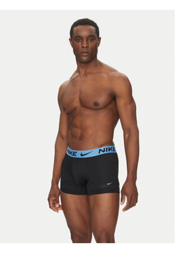 Nike Komplet 3 par bokserek 000PKE1224 Czarny. Kolor: czarny. Materiał: syntetyk