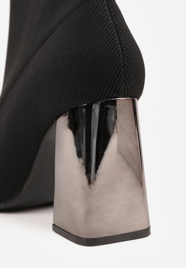 Born2be - Czarne Eleganckie Botki VICES na Słupku ze Skarpetkową Cholewką Rasoria. Okazja: do pracy, na co dzień, na spotkanie biznesowe. Zapięcie: bez zapięcia. Kolor: czarny. Materiał: skóra, satyna. Szerokość cholewki: normalna. Obcas: na słupku. Styl: elegancki