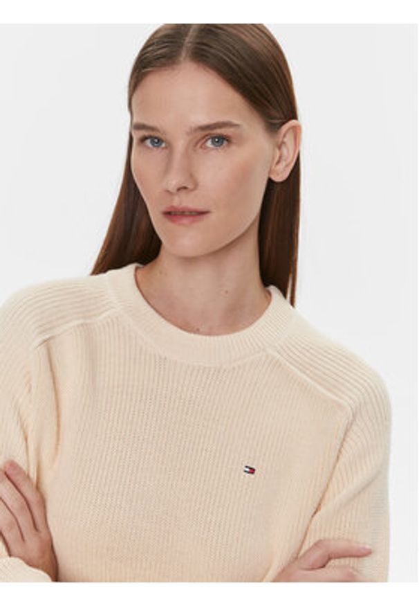 TOMMY HILFIGER - Tommy Hilfiger Sweter WW0WW40751 Beżowy Regular Fit. Kolor: beżowy. Materiał: bawełna
