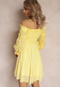 Renee - Żółta Sukienka z Rękawami 7/8 i Ozdobną Koronką Cascantha. Kolor: żółty. Materiał: koronka. Wzór: koronka #4