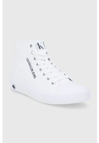 Calvin Klein Jeans - Trampki. Nosek buta: okrągły. Zapięcie: sznurówki. Kolor: biały. Materiał: guma #3