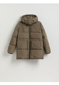 Reserved - Pikowana kurtka z odpinanym kapturem - oliwkowy. Kolor: oliwkowy. Materiał: tkanina #1