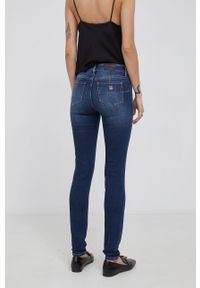 Armani Exchange Jeansy damskie medium waist. Kolor: niebieski #4