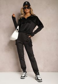 Renee - Czarny Komplet Dresowy Welurowy z Kieszeniami z Klapami Bluza i Spodnie Amarillis. Kolor: czarny. Materiał: welur, dresówka. Sport: turystyka piesza