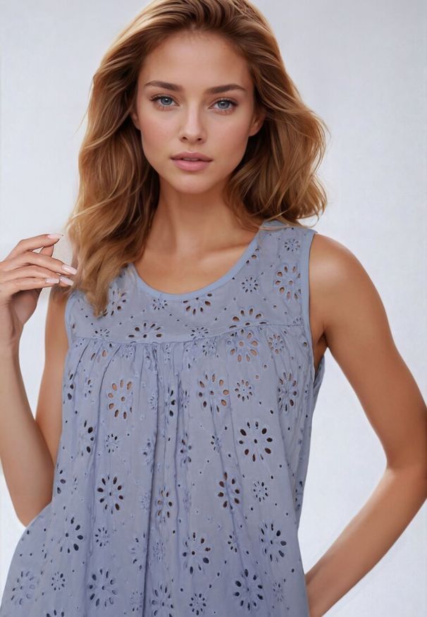 Born2be - Jasnoniebieska Bawełniana Bluzka Top Bez Rękawów o Ażurowym Wykończeniu Xilnea. Okazja: na co dzień. Kolor: niebieski. Materiał: bawełna. Długość rękawa: bez rękawów. Wzór: ażurowy. Sezon: lato. Styl: elegancki, casual