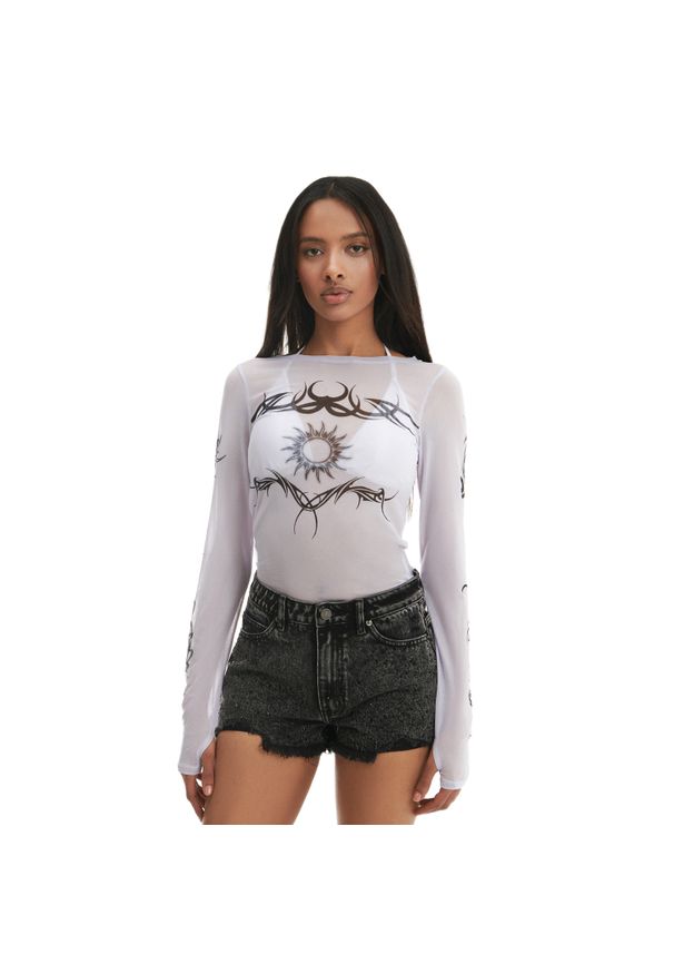 Cropp - Jeansowe szorty z cyrkoniami - Szary. Kolor: szary. Materiał: jeans. Długość: krótkie