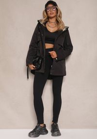 Renee - Czarna Kurtka Typu Parka z Troczkami w Talii Kapturem i Kieszeniami Kaivara. Kolor: czarny. Materiał: tkanina #5