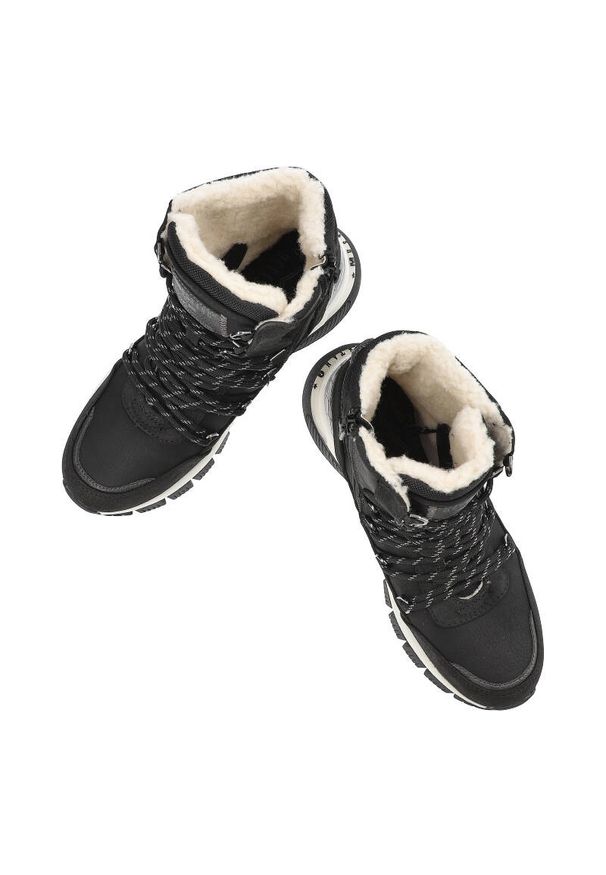 Czarne Śniegowce Mustang Ocieplane Buty Damskie. Kolor: czarny. Materiał: futro, skóra ekologiczna. Sezon: zima. Styl: elegancki
