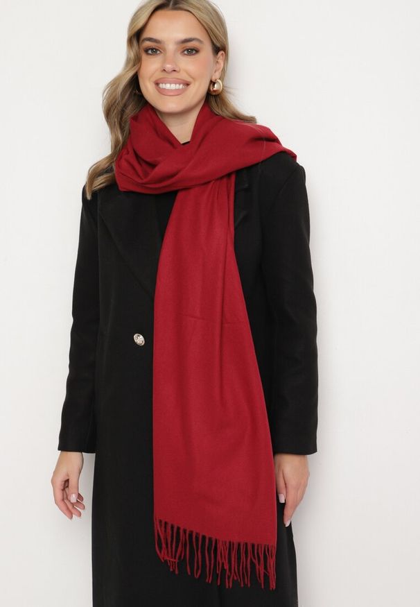 Born2be - Bordowy Szalik Inglidyr. Kolor: czerwony. Styl: elegancki