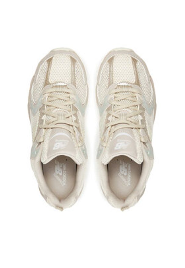 New Balance Sneakersy MR530AA1 Écru. Materiał: skóra