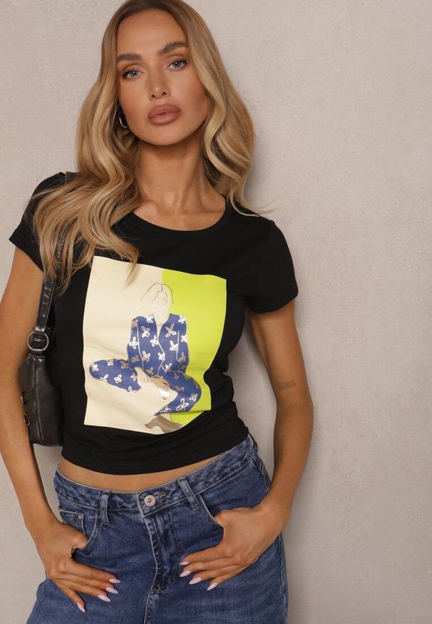 Renee - Czarny T-shirt z Bawełny Zdobiony Nadrukiem Aizana. Okazja: na co dzień. Kolor: czarny. Materiał: bawełna. Wzór: aplikacja, nadruk. Styl: casual