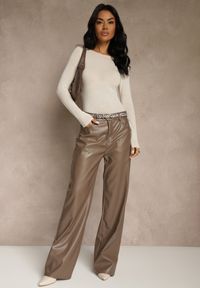 Renee - Beżowy Bluzka Longsleeve z Wiskozy i Kaszmiru Unelle. Kolor: beżowy. Materiał: wiskoza, kaszmir. Długość rękawa: długi rękaw. Styl: klasyczny #2