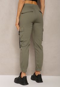 Renee - Ciemnozielone Spodnie z Bawełny Joggery High Waist Abiranca. Okazja: na co dzień. Stan: podwyższony. Kolor: zielony. Materiał: bawełna. Styl: casual #3