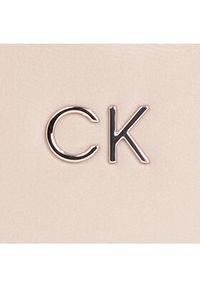 Calvin Klein Torebka Ck Daily Small Dome_Pearlized K60K611880 Szary. Kolor: szary. Materiał: skórzane