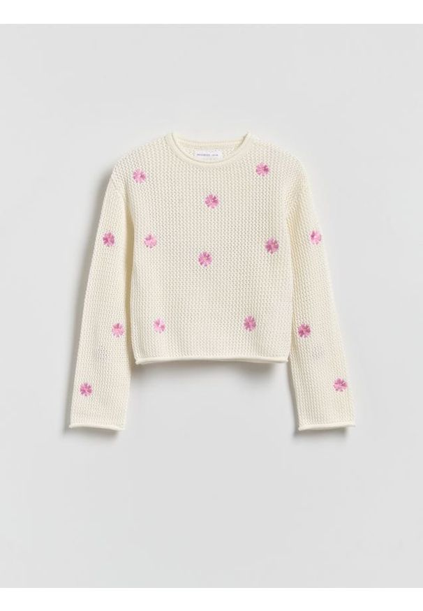Reserved - Bawełniany sweter z haftem - złamana biel. Materiał: bawełna. Wzór: haft