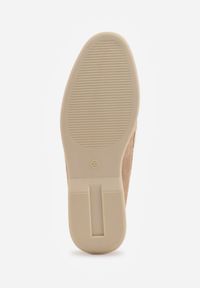 Born2be - Ciemnobeżowe Eleganckie Mokasyny VICES z Imitacji Zamszu ze Skórzaną Wkładką Jaenith. Okazja: na co dzień, na spotkanie biznesowe. Kolor: beżowy. Materiał: zamsz, skóra. Wzór: aplikacja. Styl: elegancki #4