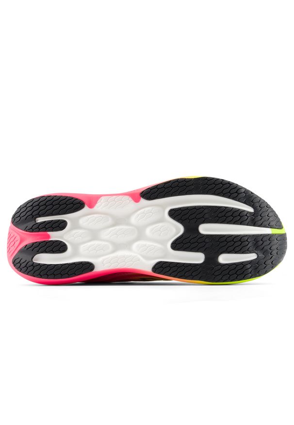 Buty męskie New Balance Infinion 1080 v15 TCS London Marathon M10802XQ – różowe. Okazja: na co dzień. Kolor: różowy. Materiał: guma. Szerokość cholewki: normalna. Sport: bieganie, fitness