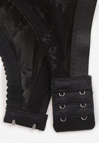 Born2be - Czarny Biustonosz Koronkowy Typu Full Cup Vikoni. Kolor: czarny. Materiał: koronka. Wzór: koronka #3