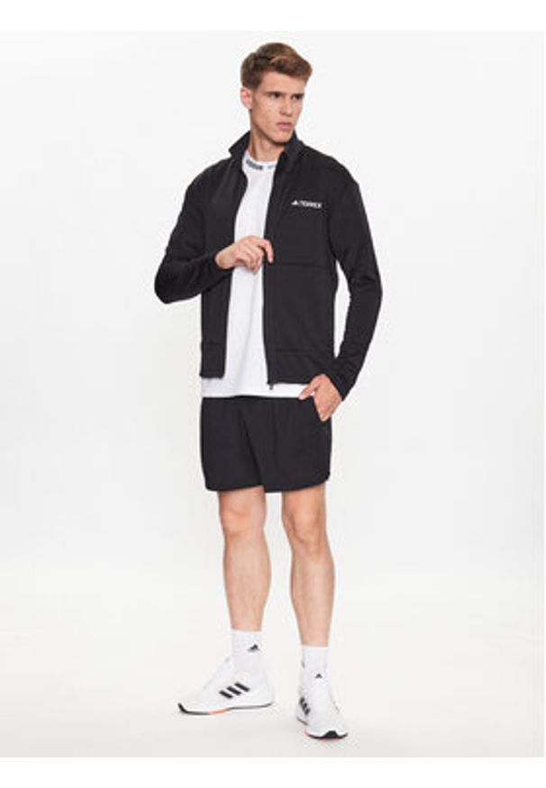 Adidas - adidas Polar IB1818 Czarny Slim Fit. Kolor: czarny. Materiał: syntetyk