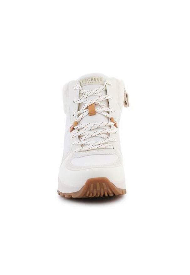 skechers - Buty do chodzenia damskie Skechers Uno Rugged Fall Mode. Zapięcie: zamek. Kolor: biały. Materiał: materiał, tkanina, syntetyk. Szerokość cholewki: normalna. Sport: turystyka piesza