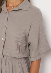 Born2be - Ciemnobeżowy Bawełniany Kombinezon z Koszulową Górą i Prostymi Spodniami Namsore. Kolor: beżowy. Materiał: bawełna. Styl: klasyczny, elegancki #2