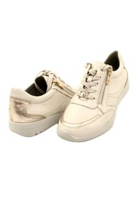 Caprice - Sneakersy buty CAPRICE 9-23765-20 165 beżowe beżowy. Kolor: beżowy. Materiał: skóra. Szerokość cholewki: normalna. Obcas: na platformie #6