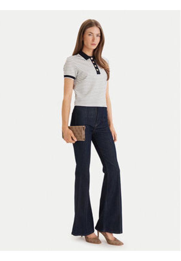 Guess Polo W6GP17 K2946 Biały Regular Fit. Typ kołnierza: polo. Kolor: biały. Materiał: wiskoza