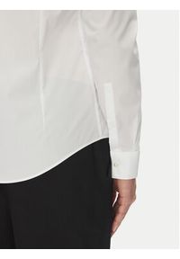 Calvin Klein Koszula Essential LV019EU030 Biały Slim Fit. Kolor: biały. Materiał: bawełna #2