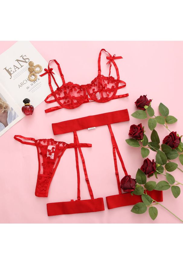 Intica - Komplet bielizny koronkowy z kokardkami Walentina. Kolor: czerwony. Materiał: koronka. Wzór: koronka