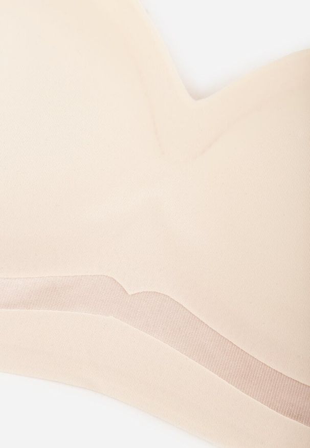 Renee - Beżowy Biustonosz Ozdobiona Przezroczystymi Wstawkami z Usztywnieniem Seanael. Kolor: beżowy. Materiał: dresówka. Rodzaj stanika: przezroczysty. Wzór: aplikacja