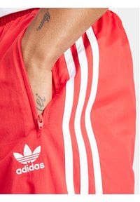 Adidas - adidas Spodnie dresowe Adicolor Woven Firebird IT2498 Czerwony Regular Fit. Kolor: czerwony. Materiał: syntetyk #3