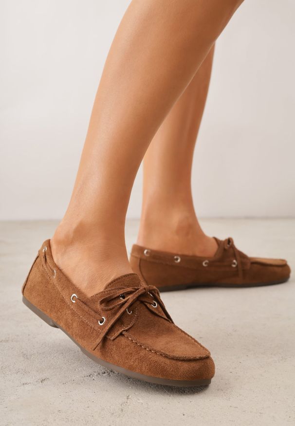 Renee - Jasnobrązowe Mokasyny VICES z Wkładką ze Skóry Naturalnej ze Sznurowaniem Nairis. Nosek buta: okrągły. Zapięcie: sznurówki. Kolor: brązowy. Materiał: skóra. Obcas: na obcasie. Wysokość obcasa: niski