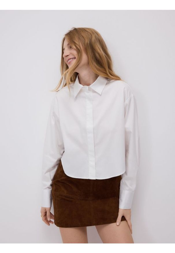 Reserved - Krótka koszula - biały. Kolor: biały. Materiał: tkanina. Długość: krótkie. Wzór: gładki