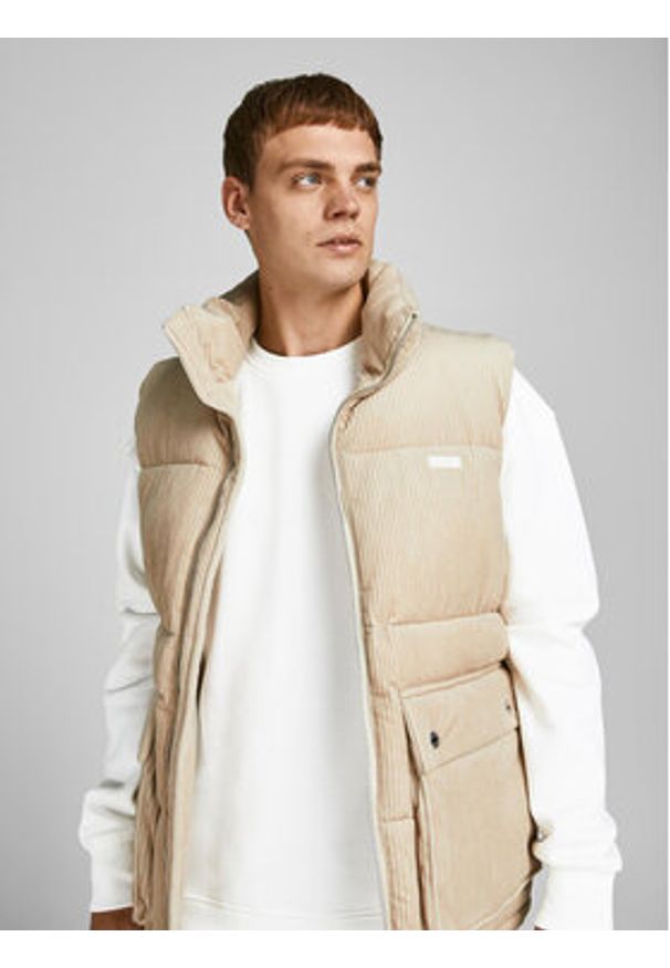 Jack & Jones - Jack&Jones Bluza Star 12208182 Biały Relaxed Fit. Kolor: biały. Materiał: syntetyk
