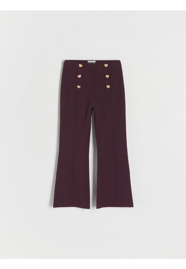 Reserved - Spodnie z ozdobnymi guzikami - bordowy. Kolor: czerwony. Materiał: dzianina