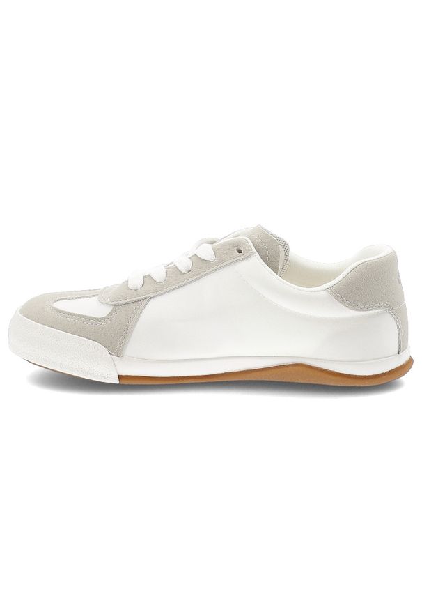 Big-Star - Trampki damskie Big Star, skóra naturalna zamszowe wstawki sznurowany fason klasyczna gumowa podeszwa okrągły nosek, białe, TT274145. Nosek buta: okrągły. Zapięcie: sznurówki. Kolor: biały. Materiał: guma, skóra, zamsz. Styl: klasyczny