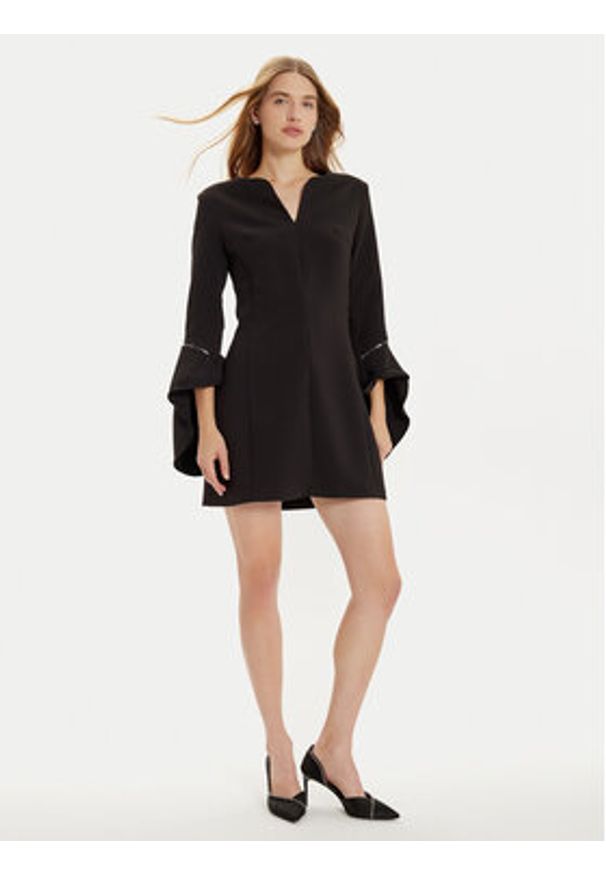 Rinascimento Sukienka koktajlowa CFC0121164003 Czarny Regular Fit. Kolor: czarny. Materiał: syntetyk. Styl: wizytowy