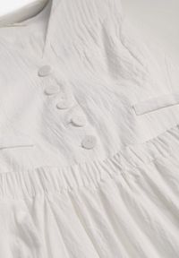 Renee - Biały Komplet z Bawełny Kamizelka i Spódnica o Rozkloszowanym Kroju Movenae. Kolor: biały. Materiał: bawełna. Wzór: geometria #5