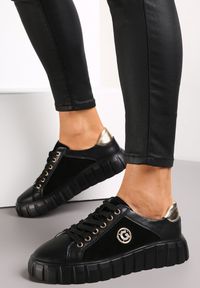 Renee - Czarno-Złote Sznurowane Sneakersy ze Skóry Breana. Nosek buta: okrągły. Kolor: czarny. Materiał: skóra #1