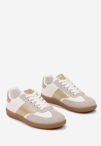 Renee - Biało-Złote Sneakersy Tenisówki z Klasycznym Sznurowaniem Norio. Kolor: biały. Materiał: jeans