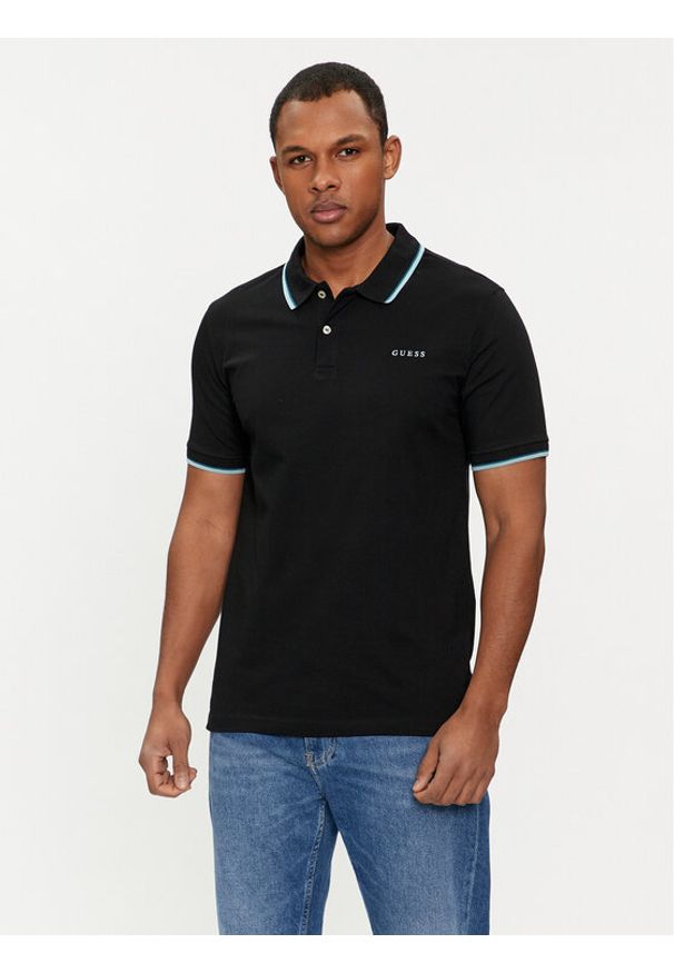 Guess Polo M4GP60 K7O64 Czarny Slim Fit. Typ kołnierza: polo. Kolor: czarny. Materiał: bawełna