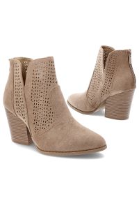 Beżowe Botki S.Barski Modne Kowbojki Damskie. Okazja: na co dzień. Kolor: beżowy. Szerokość cholewki: normalna. Wzór: ażurowy. Materiał: materiał. Sezon: wiosna, jesień. Obcas: na obcasie. Styl: casual, elegancki. Wysokość obcasa: średni #7