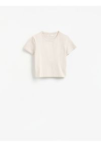 Reserved - Bawełniany t-shirt - beżowy. Kolor: beżowy. Materiał: bawełna. Długość: krótkie #1